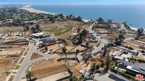 Tiny photo for 419 Lombard Avenue, Pacific Palisades, CA 90272 (MLS # 25603277)