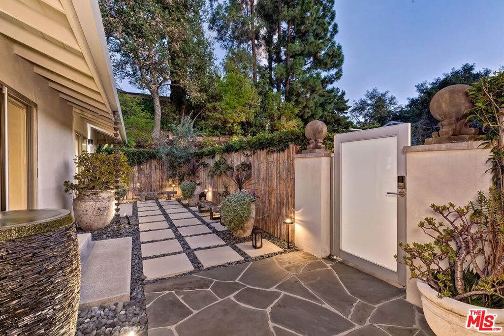 11545 Dona Cecilia Drive