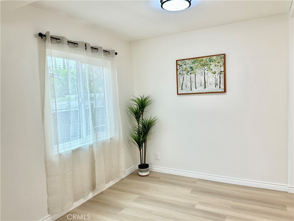 1439 Sheridan Road