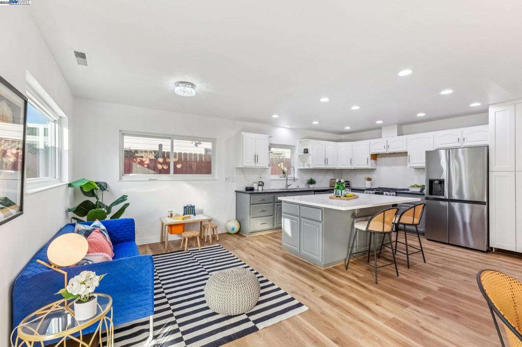 SOUTHSHORE - Residential