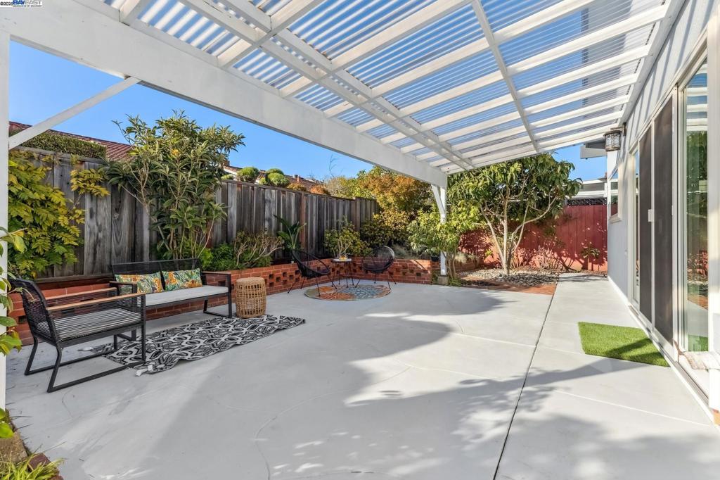 SOUTHSHORE - Residential