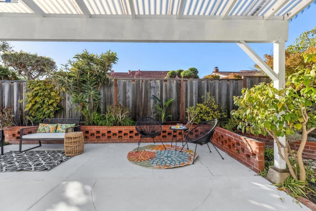 SOUTHSHORE - Residential