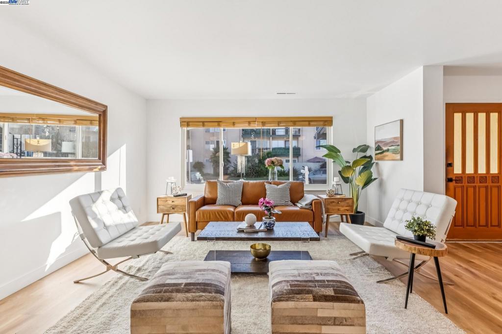 SOUTHSHORE - Residential