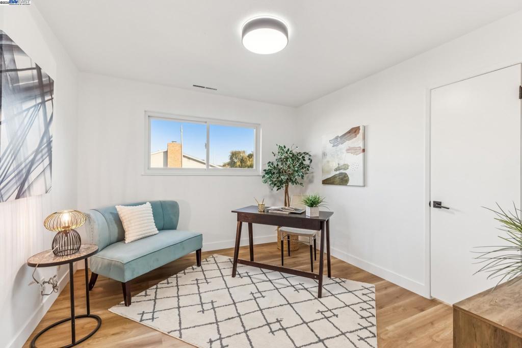SOUTHSHORE - Residential