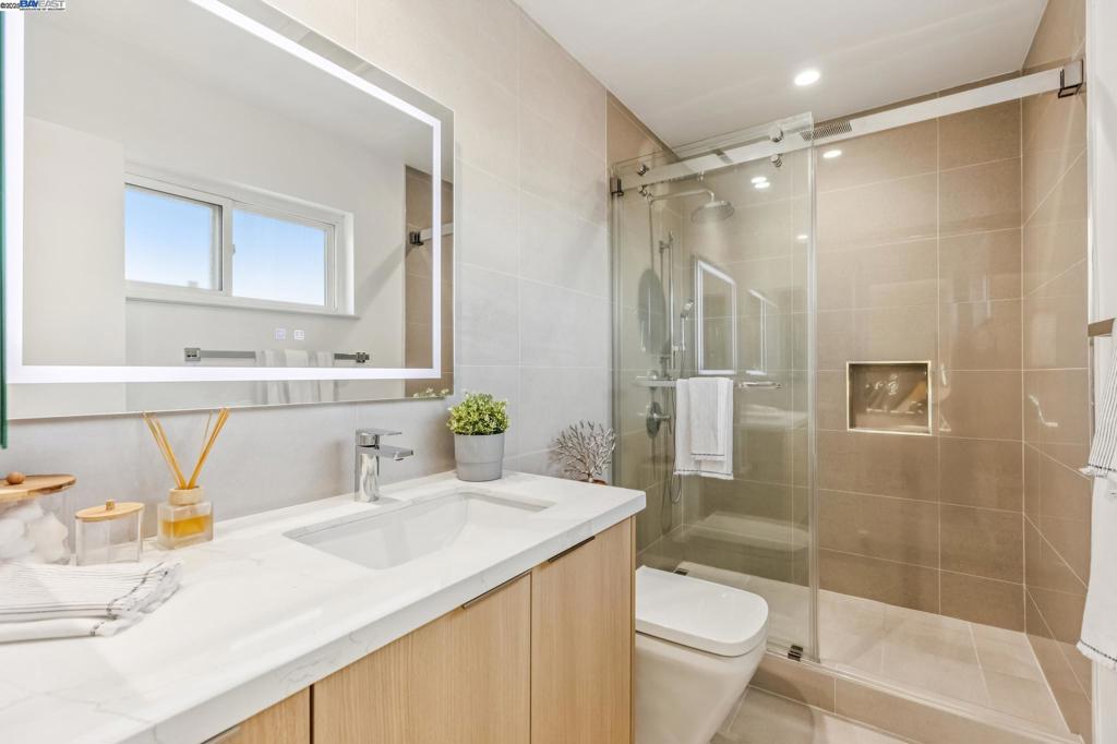SOUTHSHORE - Residential