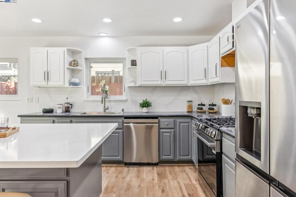 SOUTHSHORE - Residential