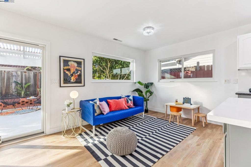 SOUTHSHORE - Residential