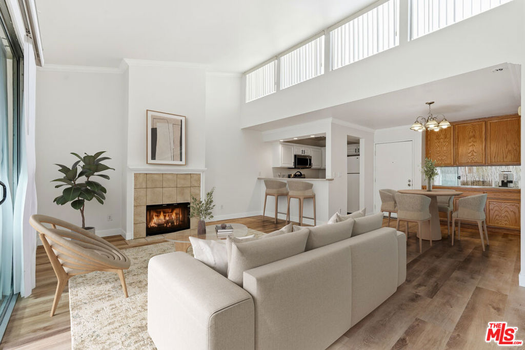 5325 Newcastle Avenue 342