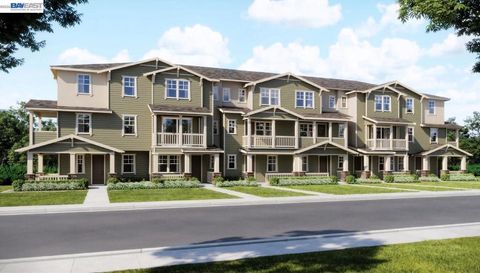 Photo of 4695 Marengo Common, Livermore, CA 94551 (MLS # 41138849)