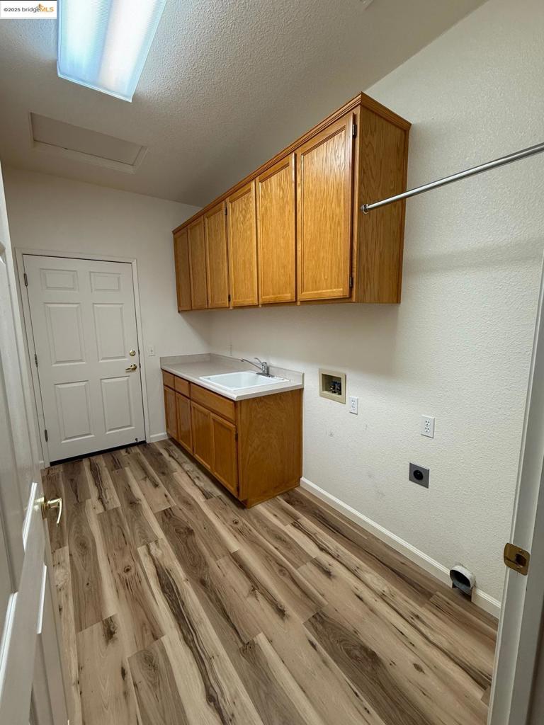 SUMMERET 1 - Residential Lease