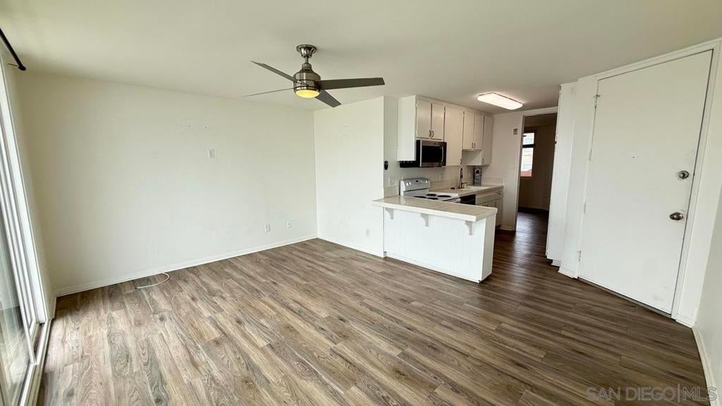 725 Redondo Ct 22