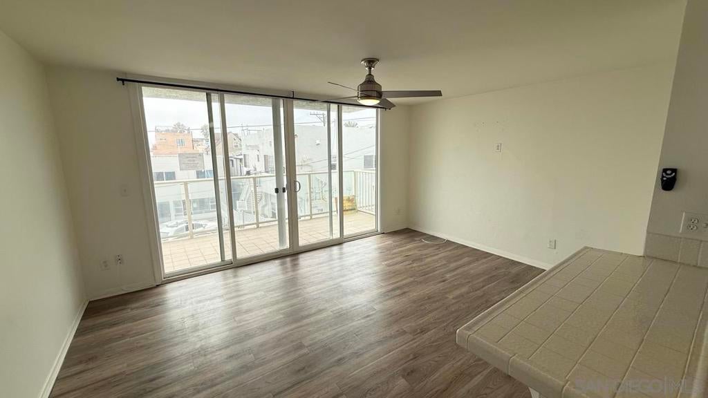 725 Redondo Ct Ct 22, San Diego CA 92109