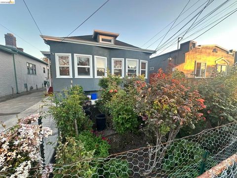 Photo of 1075 47Th St St, Emeryville, CA 94608 (MLS # 41127653)