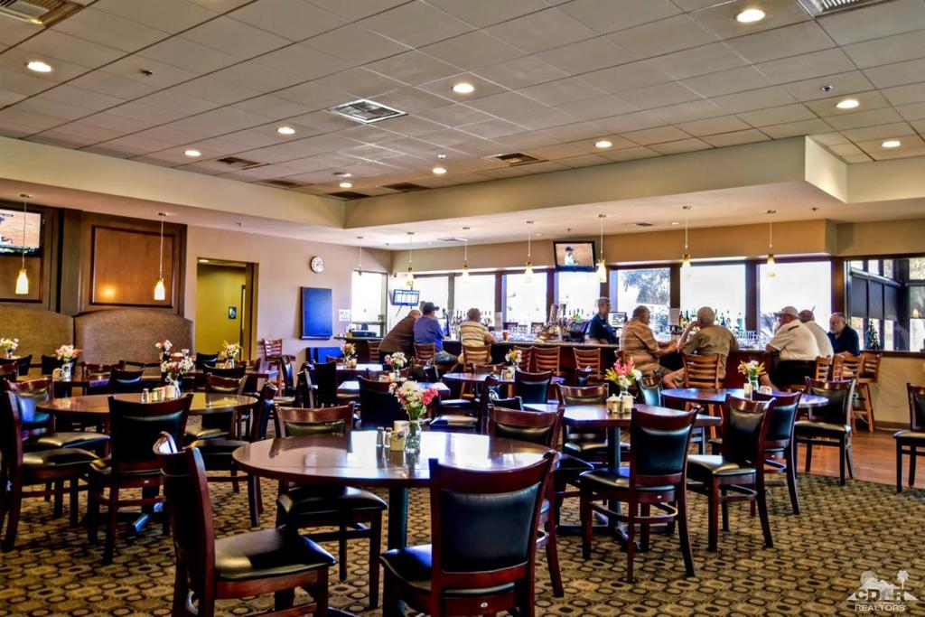 Palm Desert Greens - Manufactured In Park