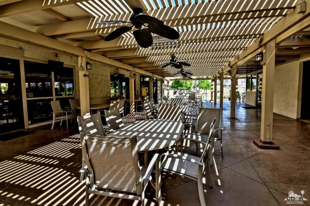 Palm Desert Greens - Manufactured In Park