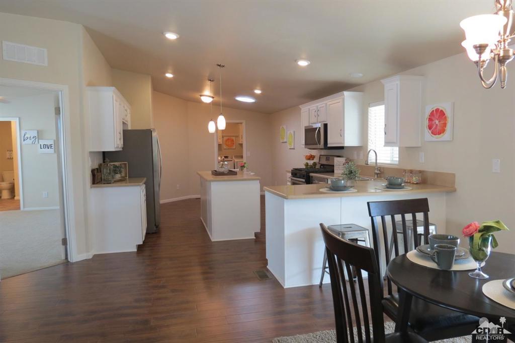 Palm Desert Greens - Manufactured In Park