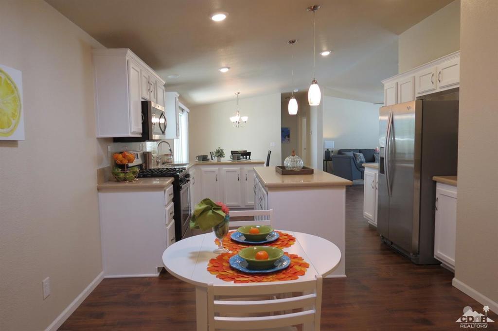 Palm Desert Greens - Manufactured In Park