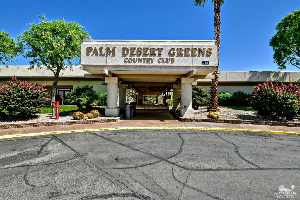 Palm Desert Greens - Manufactured In Park