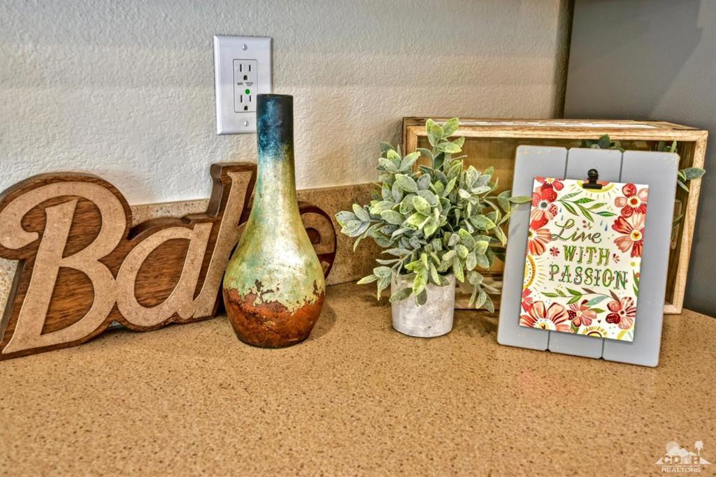 Palm Desert Greens - Manufactured In Park