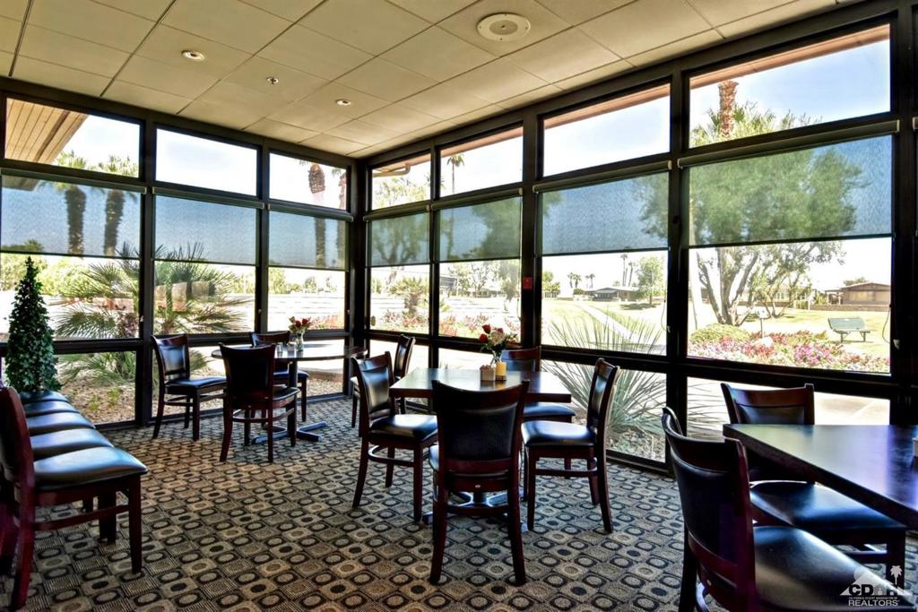 Palm Desert Greens - Manufactured In Park