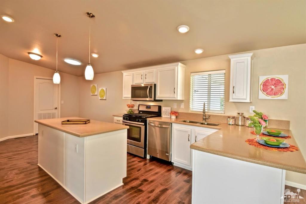 Palm Desert Greens - Manufactured In Park