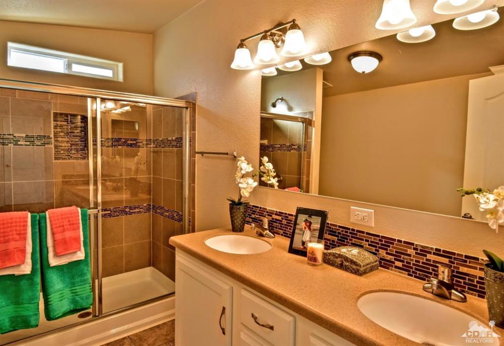 Palm Desert Greens - Manufactured In Park