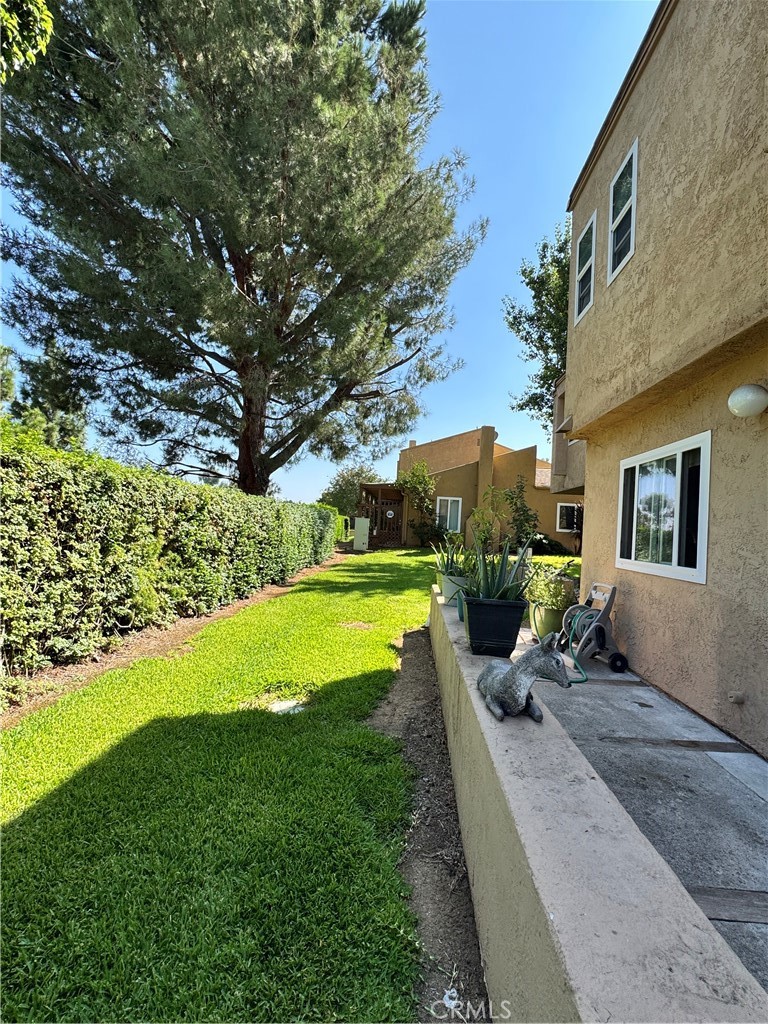 Yorba Linda Knolls Townhomes (YRKT) - Residential