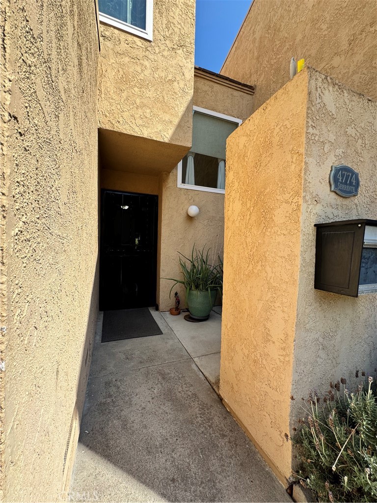 Yorba Linda Knolls Townhomes (YRKT) - Residential