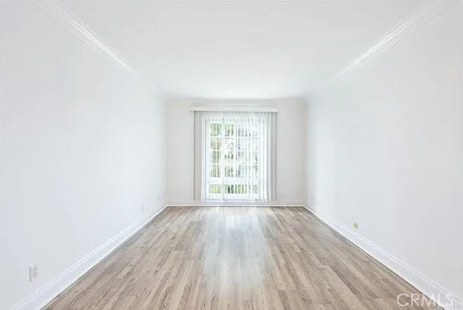 Versailles (VERS) - Residential