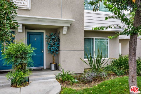 Photo of 10239 White Oak Avenue #1, Los Angeles, CA 91325 (MLS # 26873671)
