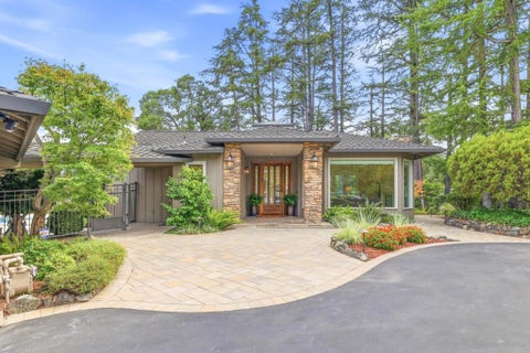 Photo of 18113 Saratoga Los Gatos Road, Monte Sereno, CA 95030 (MLS # ML82059776)