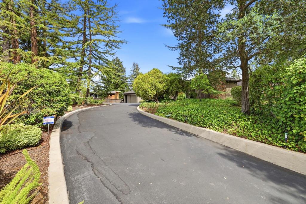 18113 Saratoga Los Gatos Road
