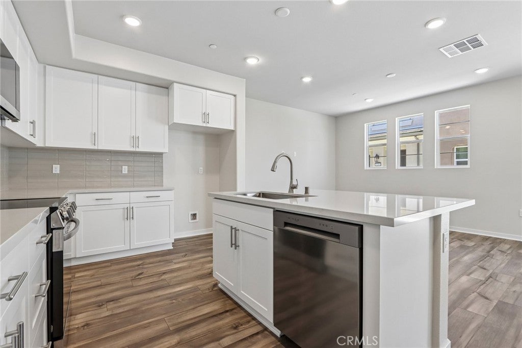 9187 Waverly Lane