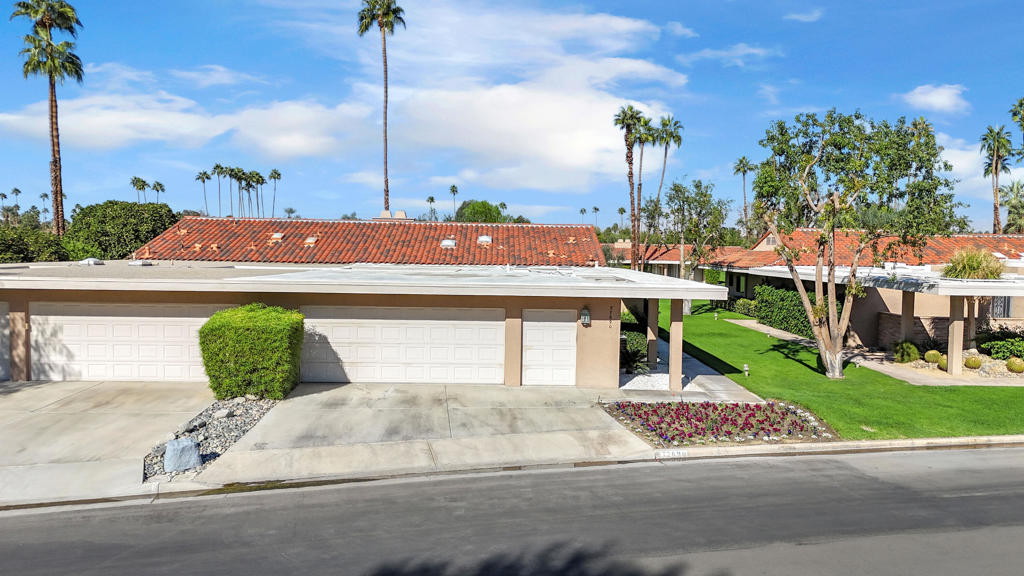 Indian Wells C.C. - Residential