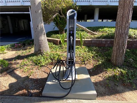 Tiny photo for 650 The Village #314, Redondo Beach, CA 90277 (MLS # SB25204263)