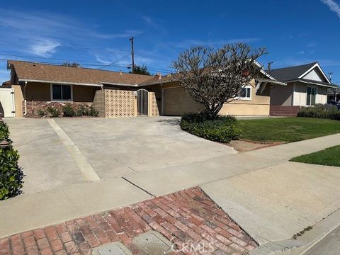 Photo of 1801 Hodson Avenue, La Habra, CA 90631 (MLS # PW26050022)