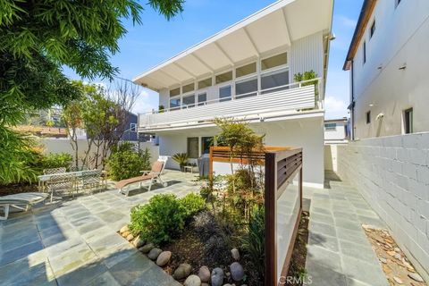 1210 W Oceanfront 1/2 Newport Beach CA 92661