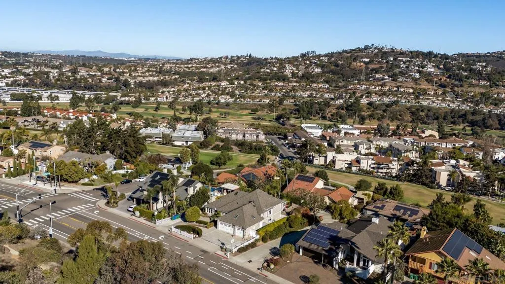 Carlsbad, California 92009, United States, 5 Bedrooms Bedrooms, ,5 BathroomsBathrooms,Residential,Active,141096