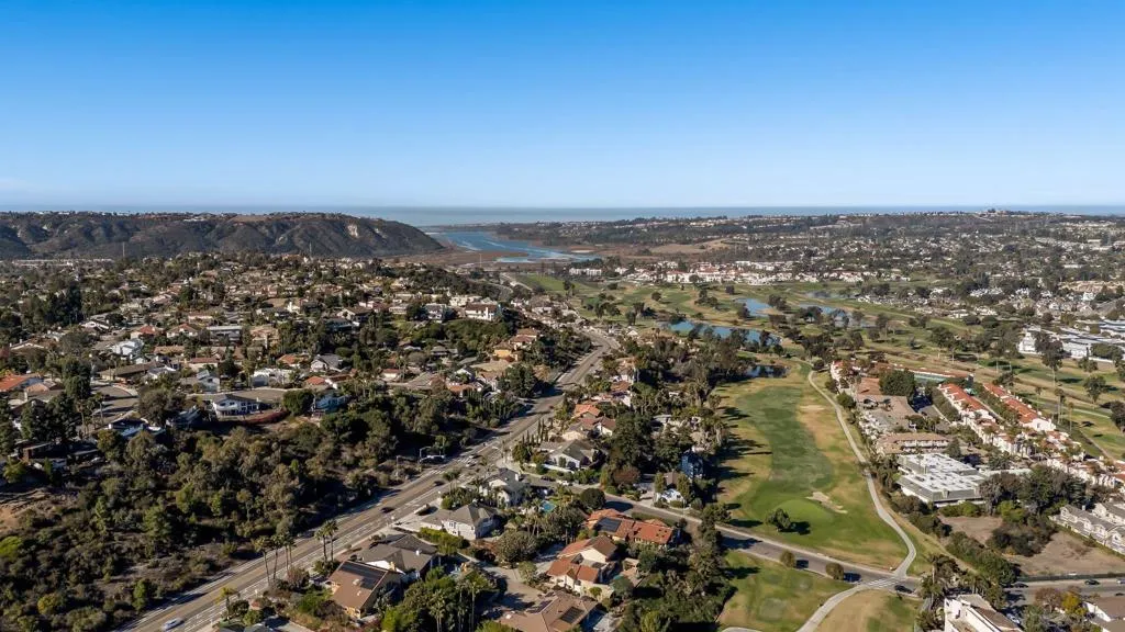 Carlsbad, California 92009, United States, 5 Bedrooms Bedrooms, ,5 BathroomsBathrooms,Residential,Active,141096