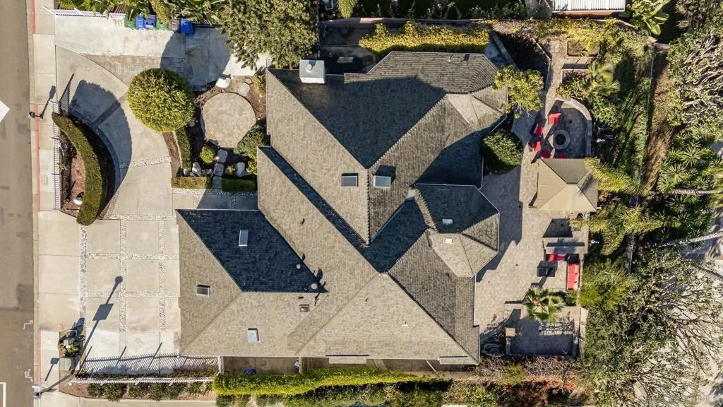 Carlsbad, California 92009, United States, 5 Bedrooms Bedrooms, ,5 BathroomsBathrooms,Residential,Active,141096