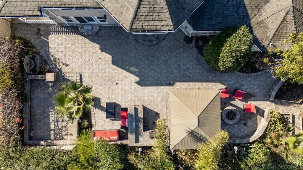 Carlsbad, California 92009, United States, 5 Bedrooms Bedrooms, ,5 BathroomsBathrooms,Residential,Active,141096