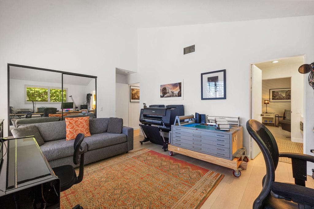 Presidential Estates - Residential