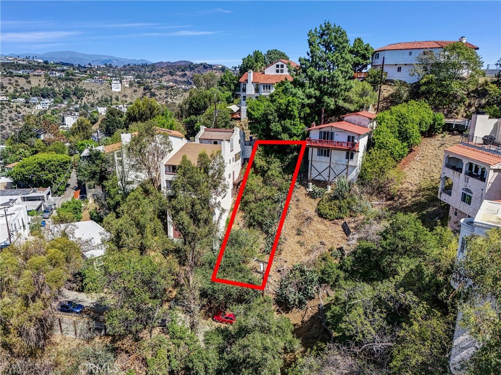 8289 Grand View