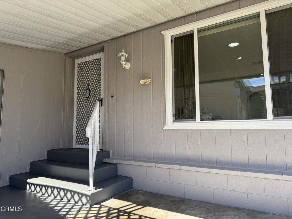 206 Browning Avenue 206