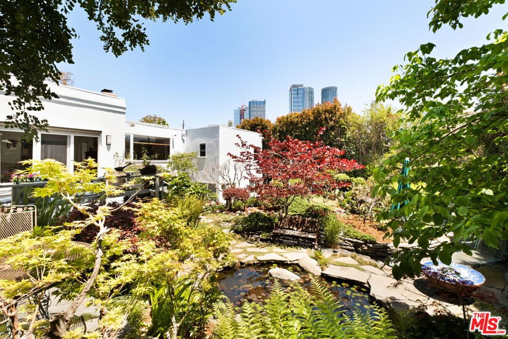 Properties 2 1912 Benecia Avenue