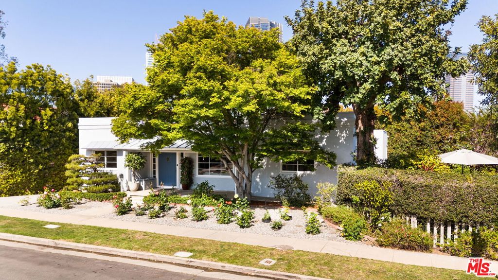 Properties 3 1912 Benecia Avenue