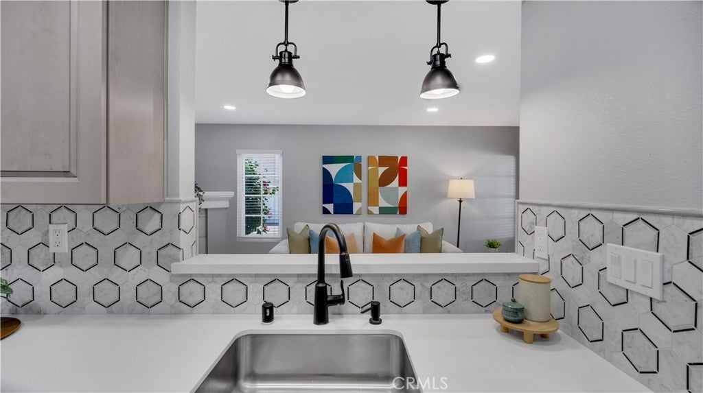27 Christamon S, Irvine CA 92620 - Photo 9
