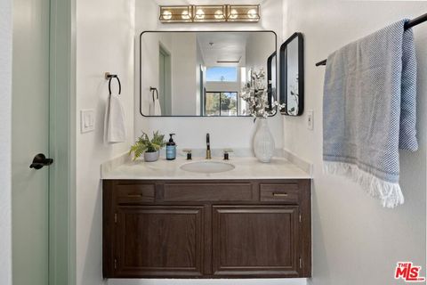 Tiny photo for 625 Esplanade #63, Redondo Beach, CA 90277 (MLS # 25606497)