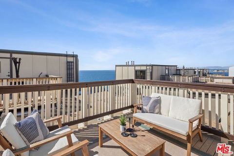 Tiny photo for 625 Esplanade #63, Redondo Beach, CA 90277 (MLS # 25606497)