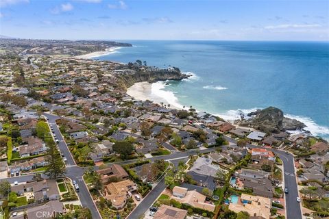 Photo of 2 N Alta Mira Road, Laguna Beach, CA 92651 (MLS # LG26049912)